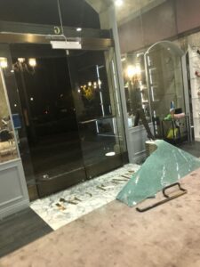 emergency glass repair and board up services